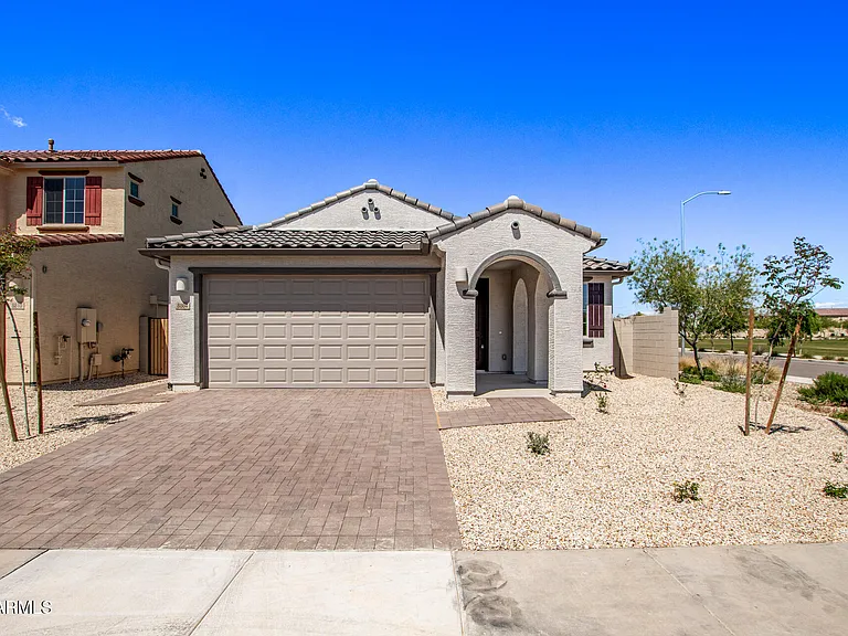 8804 W Marshall Ave — Photo 1