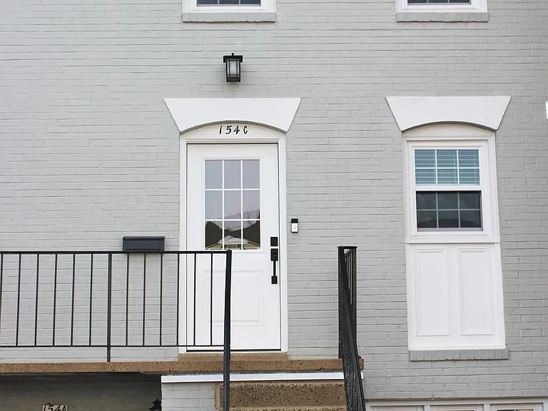 154 Fairfield Dr #C — Photo 1
