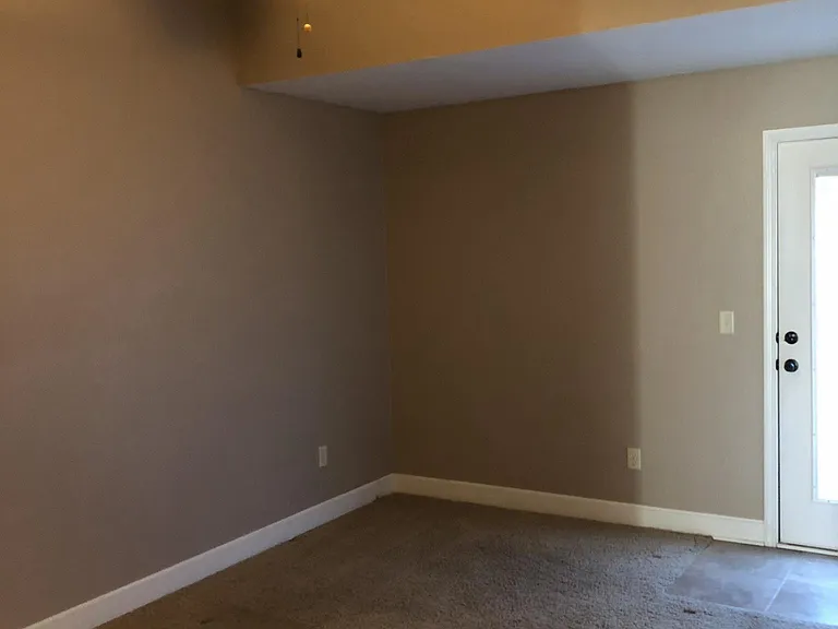 13663 Oak Valley Dr — Photo 4