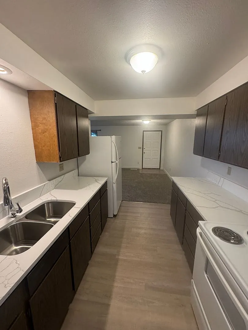 The Terrace LLC — Photo 3