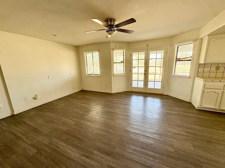 21235 Windsong St — Photo 8
