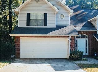 720 Oak Dr, Hapeville, GA