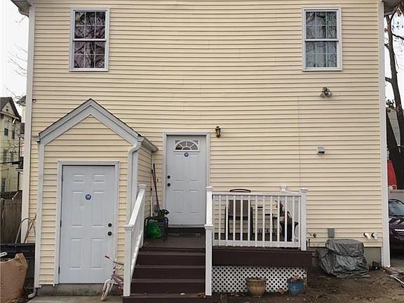 3rd image of 12 Marion Ave N