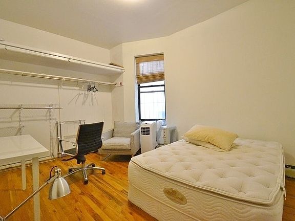 3rd image of 97 Clinton St APT 4A