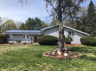 11 Rosslare Rd, Framingham, MA 01701