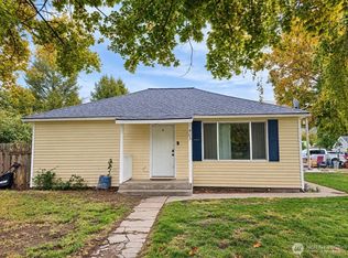 403 Main St, Oroville, WA 98844