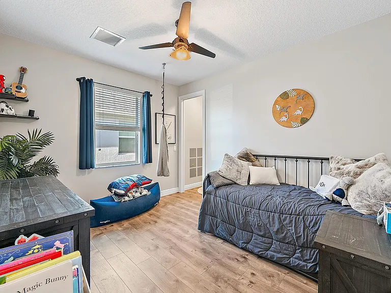 10352 SW Westlawn Blvd — Photo 12