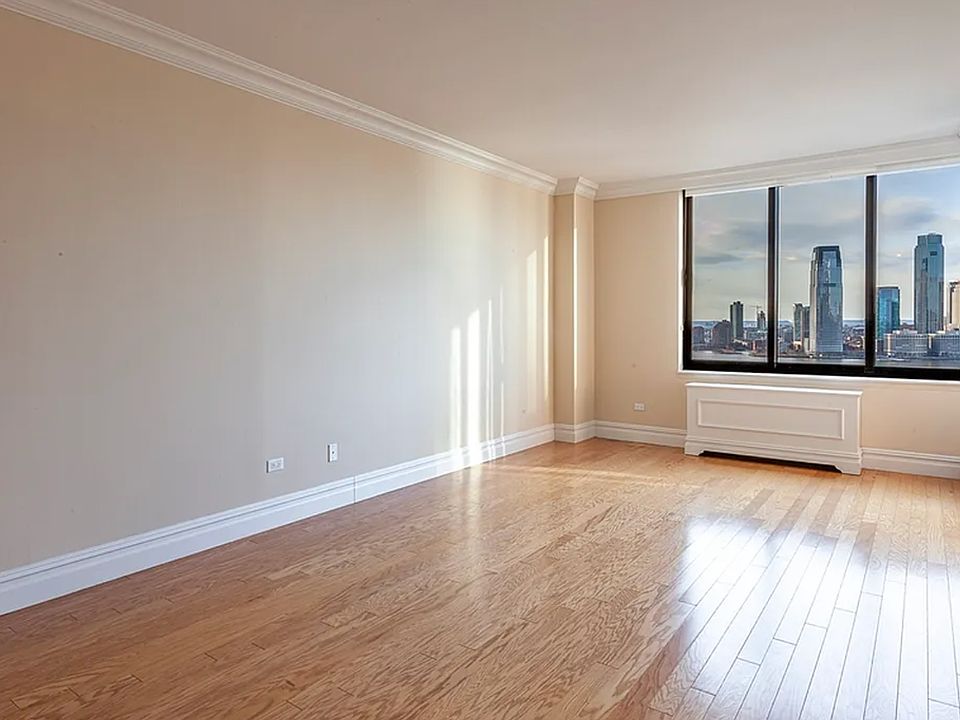 1st image of 99 Battery Pl APT 25F