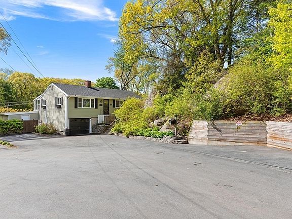 2nd image of 53 Longhill Rd