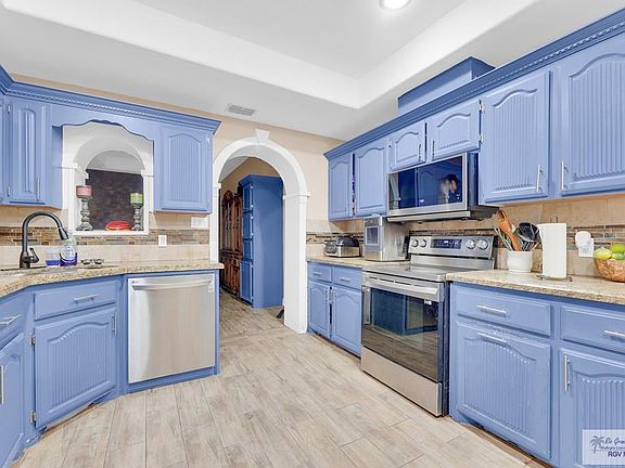 5th image of 2704 N M Rd