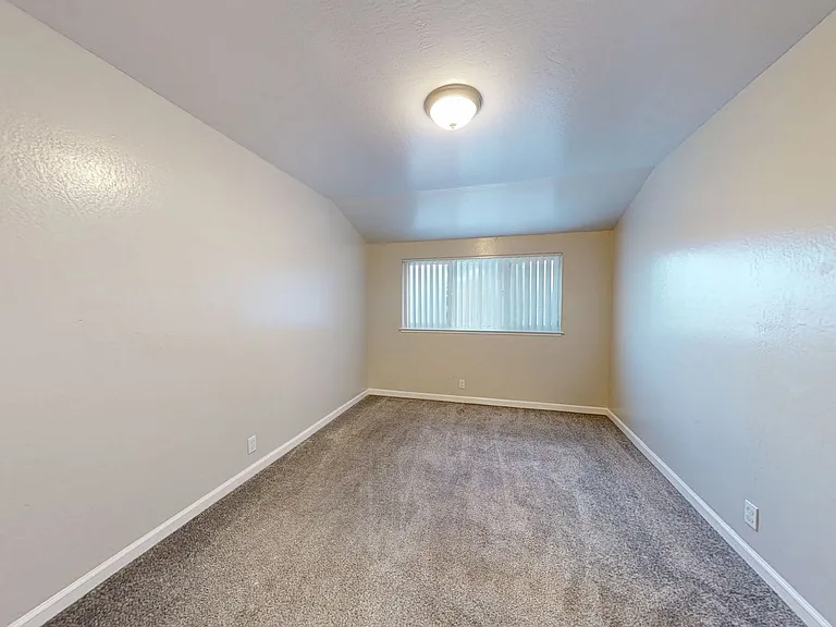 2377 Downer Ave — Photo 18