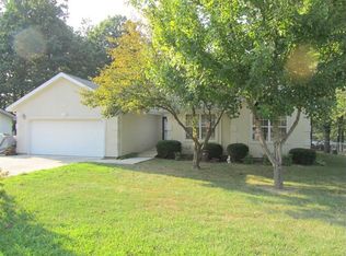 701 N Washington Ave, Strafford, MO 65757