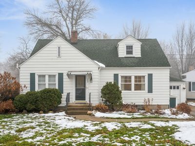 302 2nd Ave SE, Nya, MN, 55397