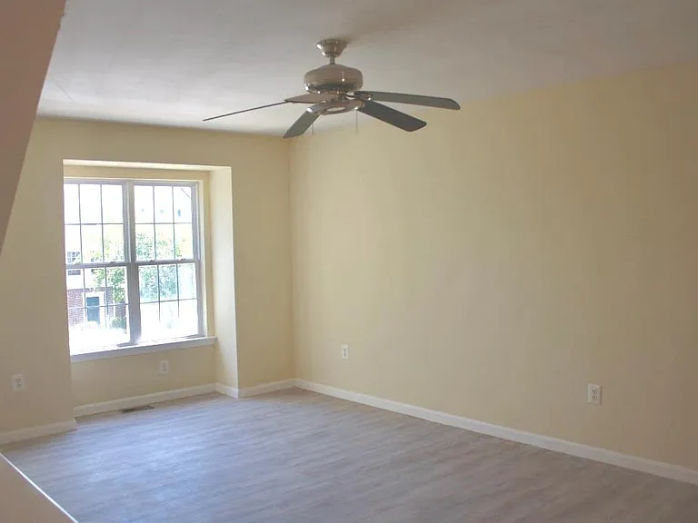 6806 Avalon Isle Way — Photo 7