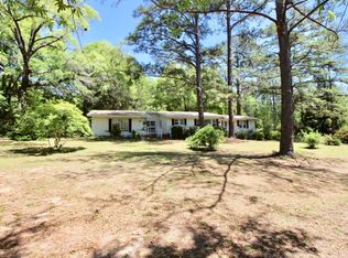 67 Meadowbrook Ln, Defuniak Springs, FL 32435
