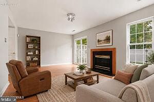 4th image of 5 Alexandra Ct