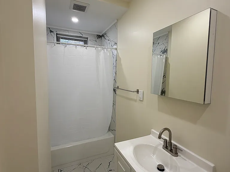 55 Burbank St #12 — Photo 10