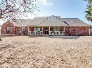 9865 Hunters Way, Edmond, OK 73034