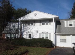 95 Wichard Blvd, Commack, NY 11725