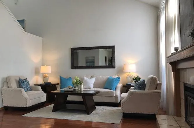 1901 Stratton Cir #1901 — Photo 2