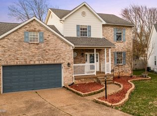 4316 Arwine Ct, Worthington Hills, KY 40245