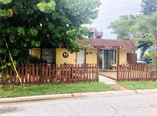 14111 Palm St, Madeira Beach, FL 33708