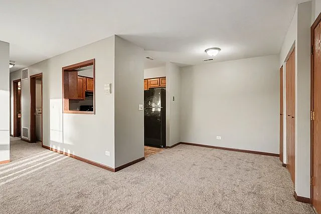 219 Uteg St #E — Photo 10