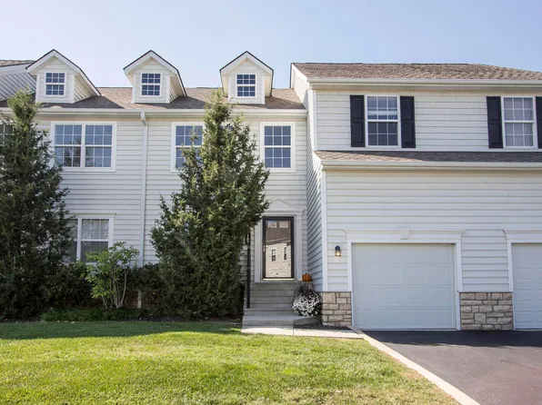 9187 Walker Park Dr, Columbus, OH 43240