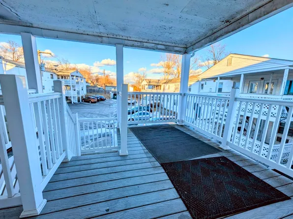 1 Fairview Dr APT 4, Danbury, CT 06810