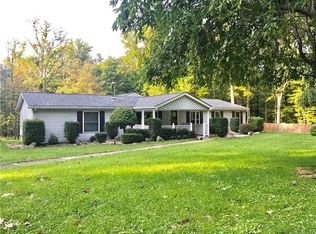 175 Mountain View Rd, Acme, PA 15610