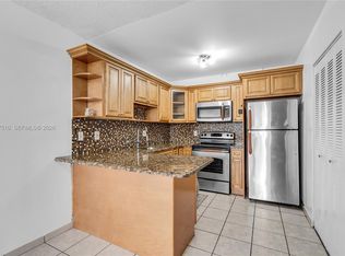 1750 W 56th St APT 210, Hialeah, FL 33012