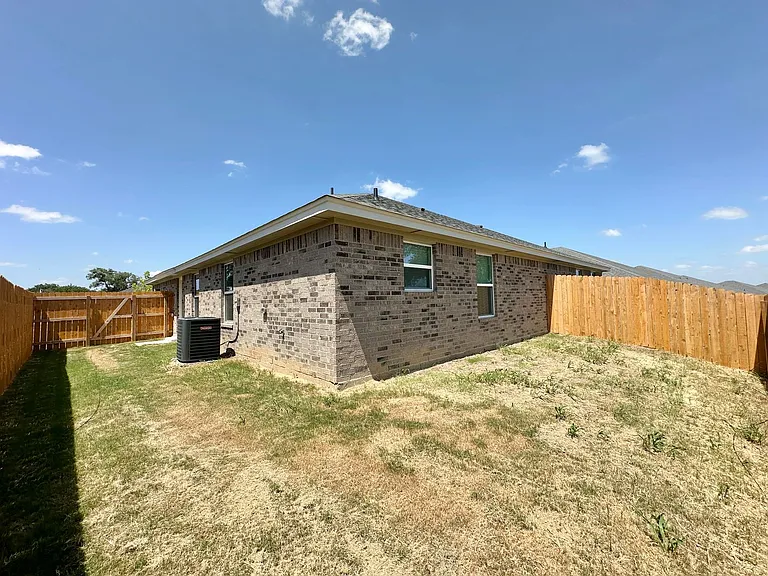 1608 Pima Trl — Photo 27
