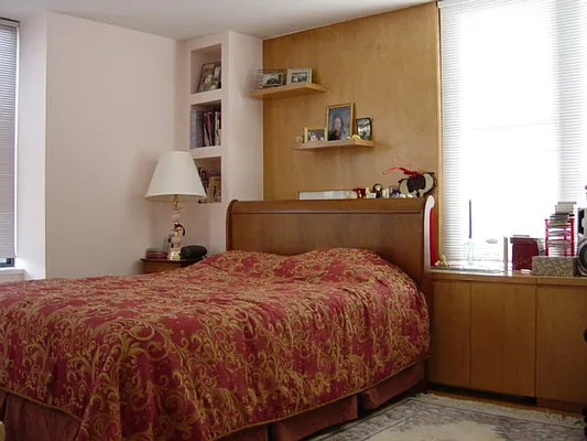 Rented by RSNY Realty | media 8