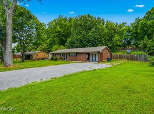 208 Early Dr, Powell, TN 37849