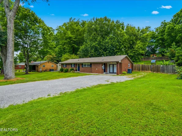 208 Early Dr, Powell, TN 37849