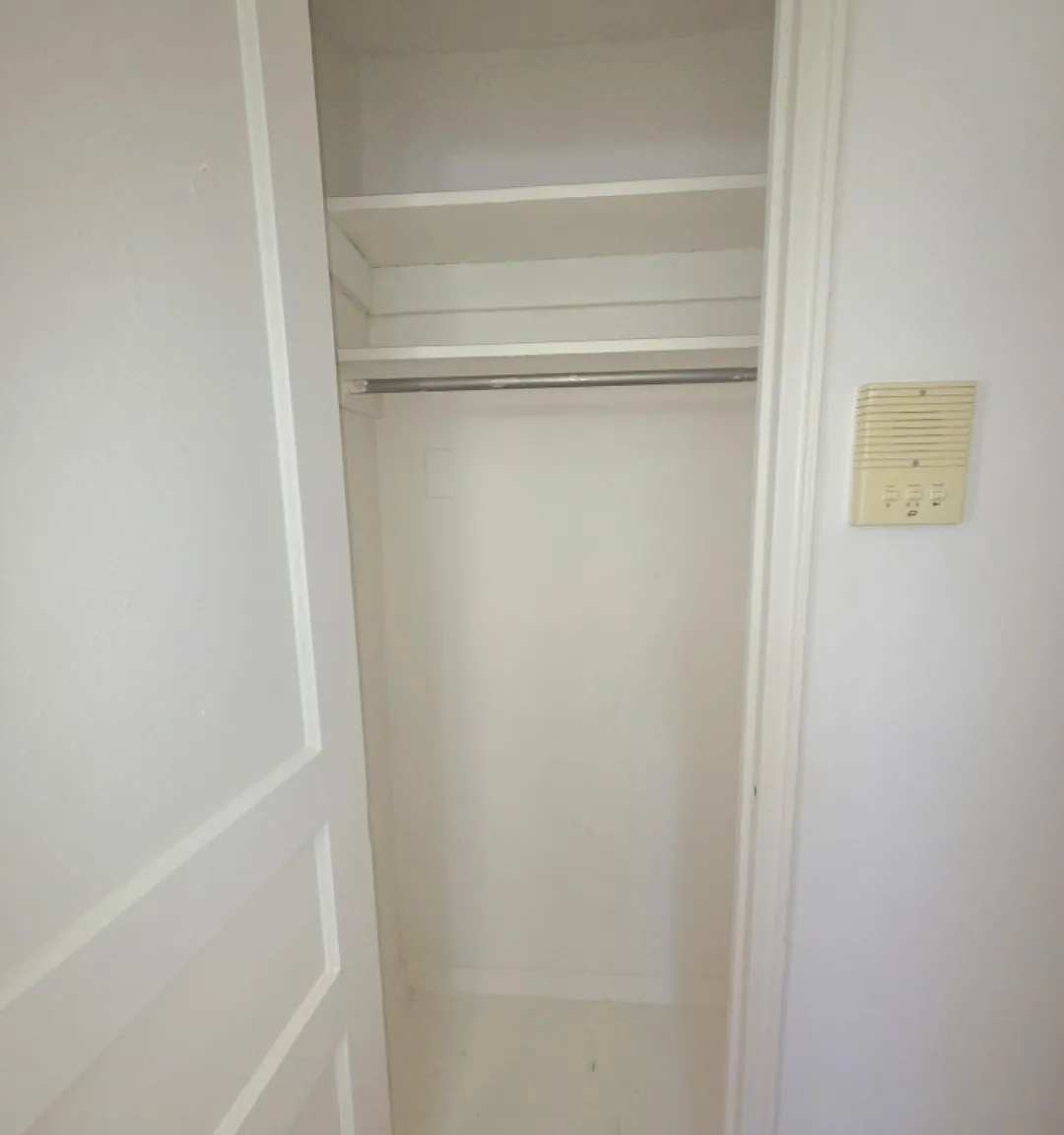 1 bed, 784 sqft, $2,157 — Photo 1