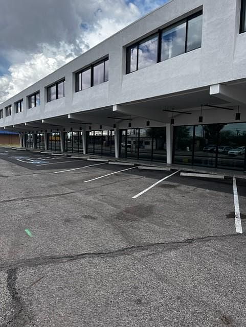 1st image of 181 S Tucson Blvd #203