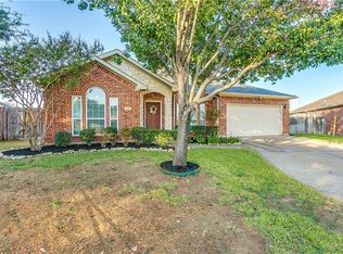 108 Bullava Ct, Crowley, TX 76036