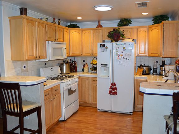 3rd image of 201 Creed Ave