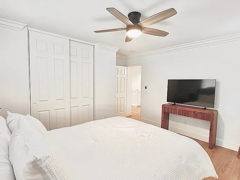 6861 Earp Way — Photo 27