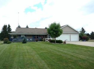 7334 Cessna Ln, Stanwood, MI 49346