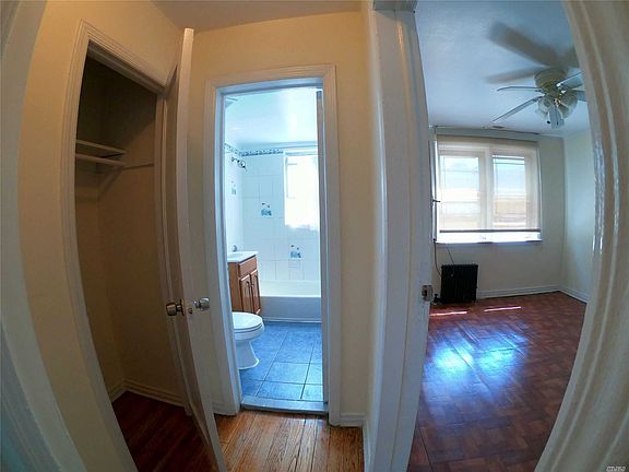 4th image of 2363 92nd St