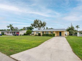 1442 Byron Rd, Fort Myers, FL 33919