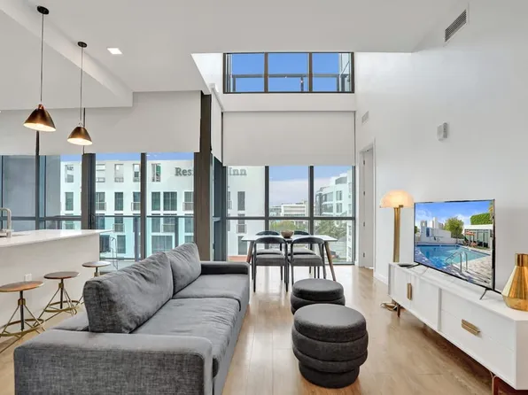 1220 17th St, Miami Beach, FL