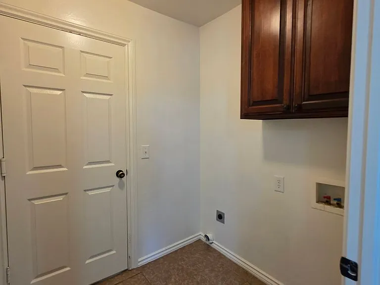 107 Hardesty Dr — Photo 21