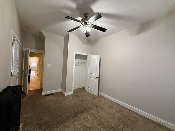 4th image of 118 E New St APT 1