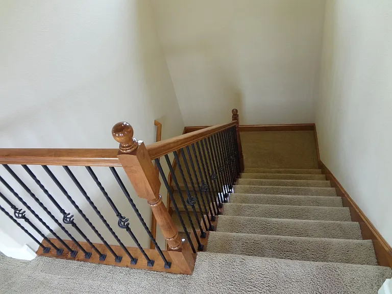 1123 Montague Ln — Photo 25