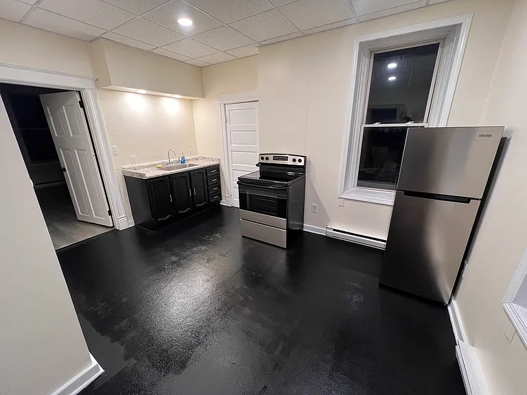 2129 Delmar Ave #C — Photo 2