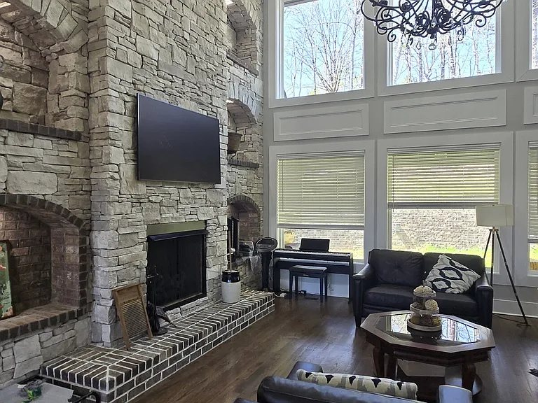 1780 Windstone Dr — Photo 15