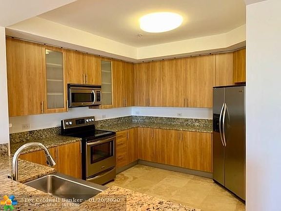 5th image of 2633 14th Ave #401